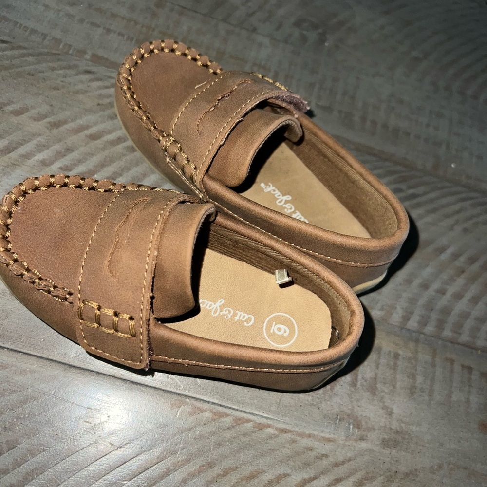 Cat & Jack Tan Baby Moccasins without Box Never Worn [Brand New]